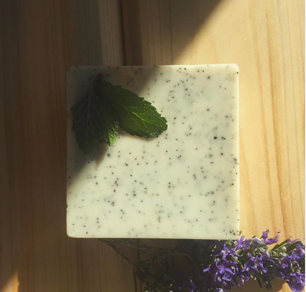 Exfoliating Bath Bar – Goat’s Milk Soap w/ Grapeseed (6 oz), travel size essentials for smooth skin.