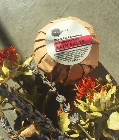 Effervescent Bath Fizzies – Jojoba & Silk Protein Soak (3.5 oz) in flowers