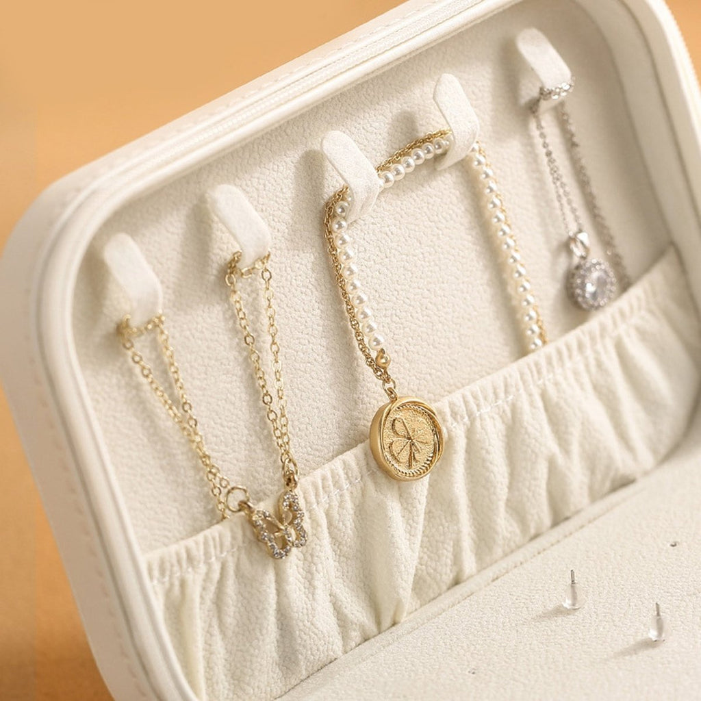 PU Leather Travel Jewelry Organizer with anti-tangle hooks