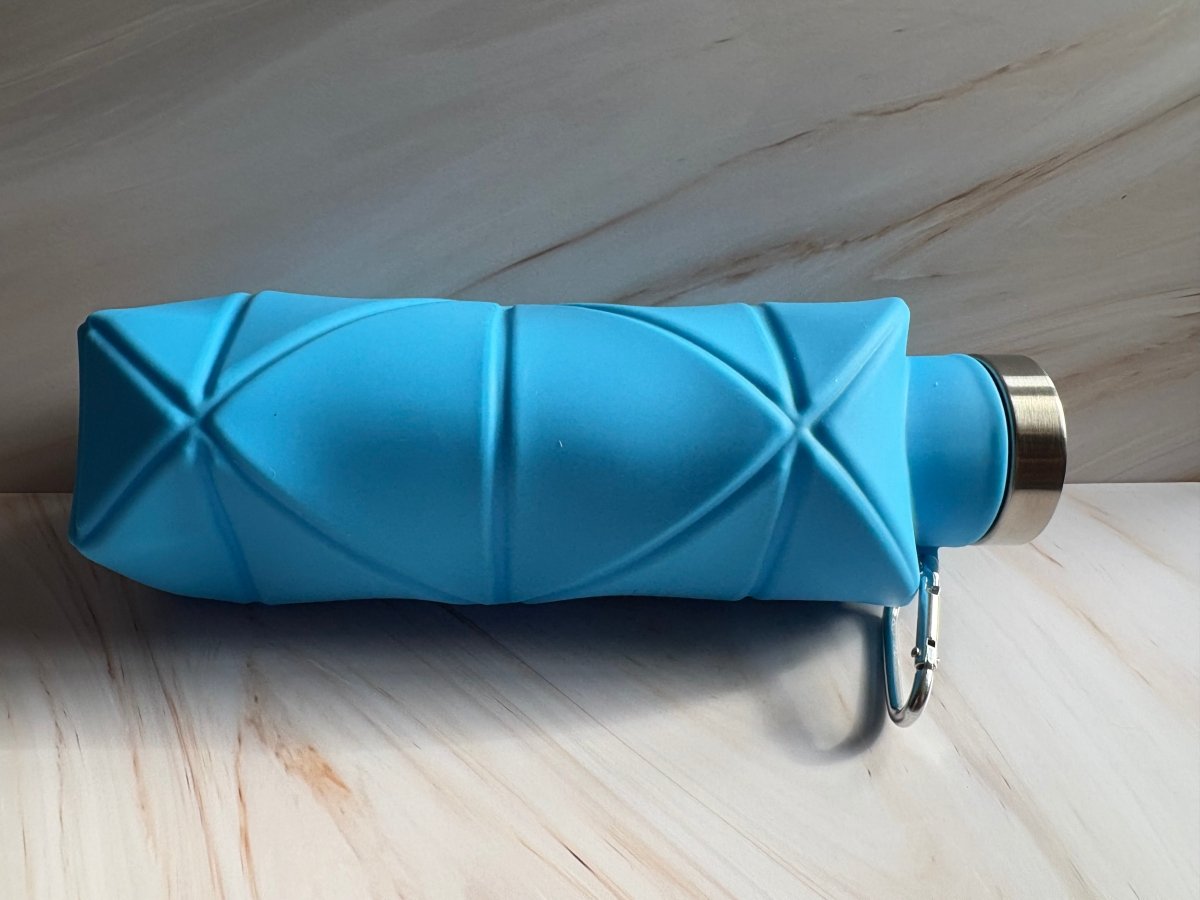 Silicone Collapsible Water Bottle – 700ml in blue color