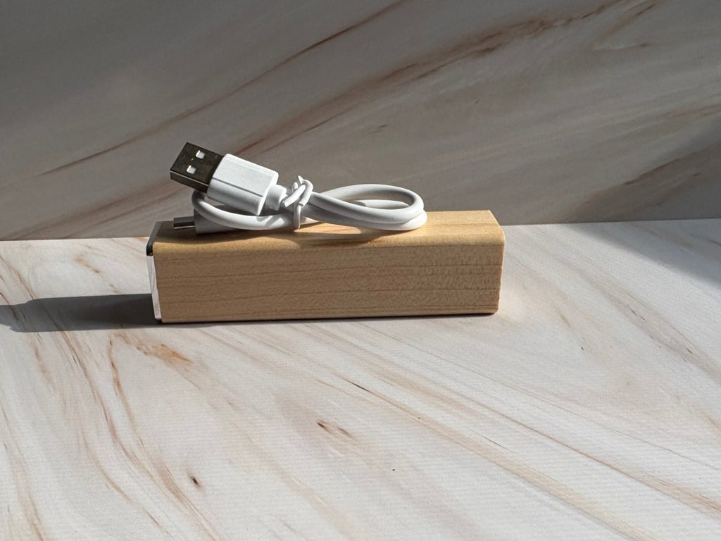 Square Tube Maple Power Bank – Compact 2200mAh Charger, travel size essentials.